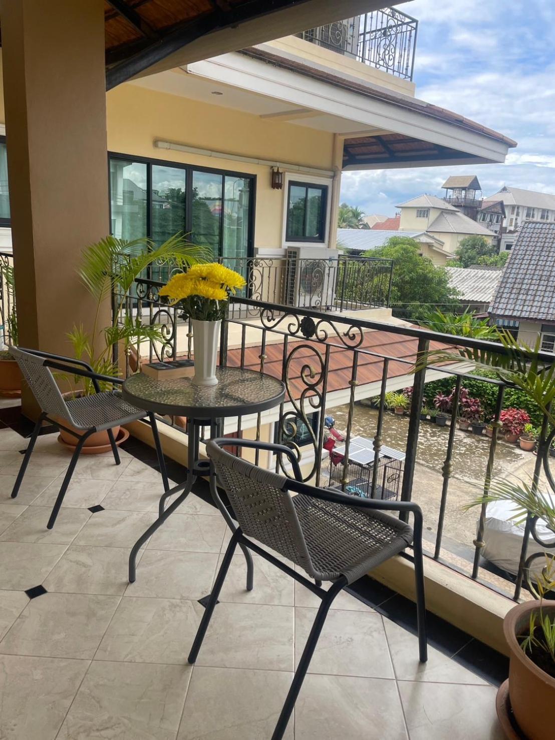 Laph Kham House Lejlighedshotel Chiang Mai Eksteriør billede